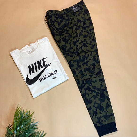 Nike Other - NEW Nike Tech Fleece Jogger & Tee Shirt - Sz Large